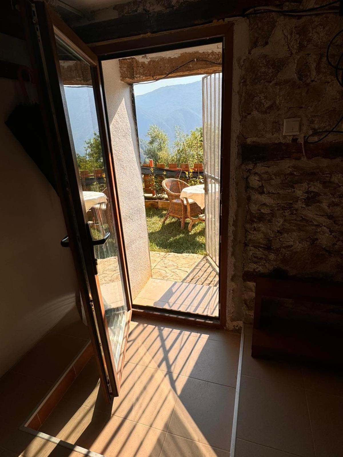 Cottage Modrich Struga Buitenkant foto