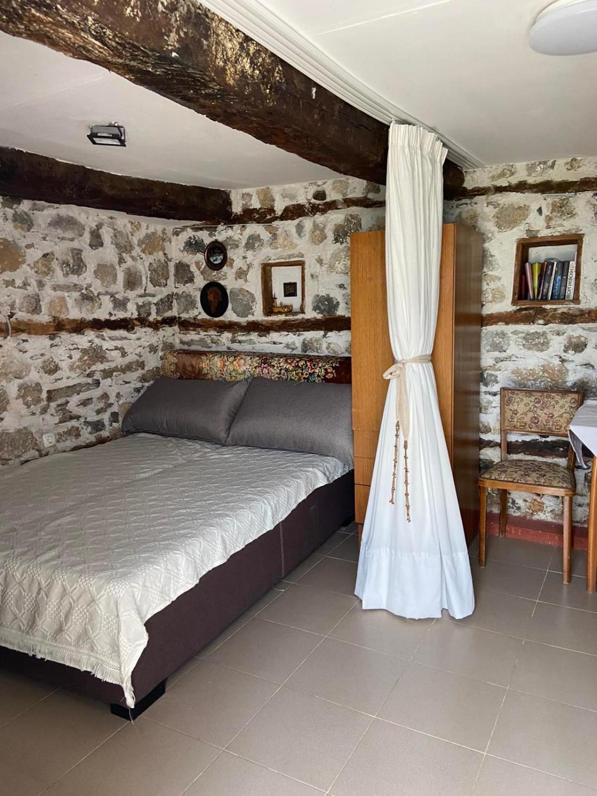 Cottage Modrich Struga Buitenkant foto